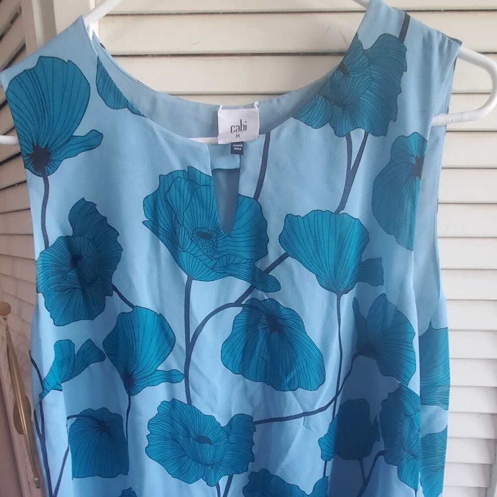 CABI WOMENS BLOUSE AQUA WITH EMERALD GREEN FLOWERS medium